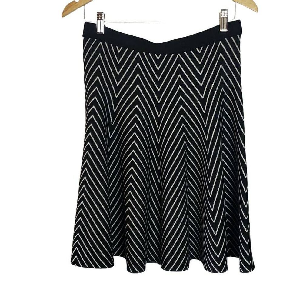 Grace Elements Black and White Skirt Size Medium